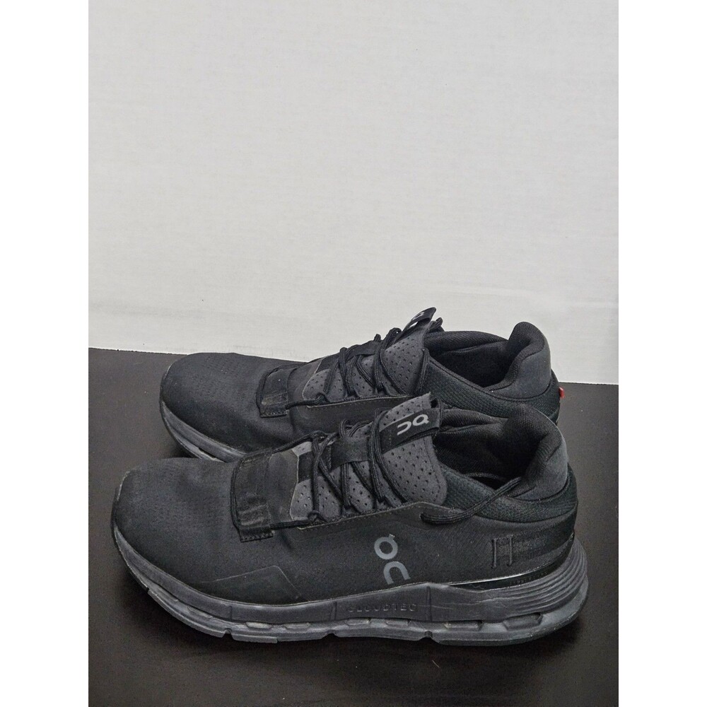 Size 9.5 - ON Cloudnova 2 All Black